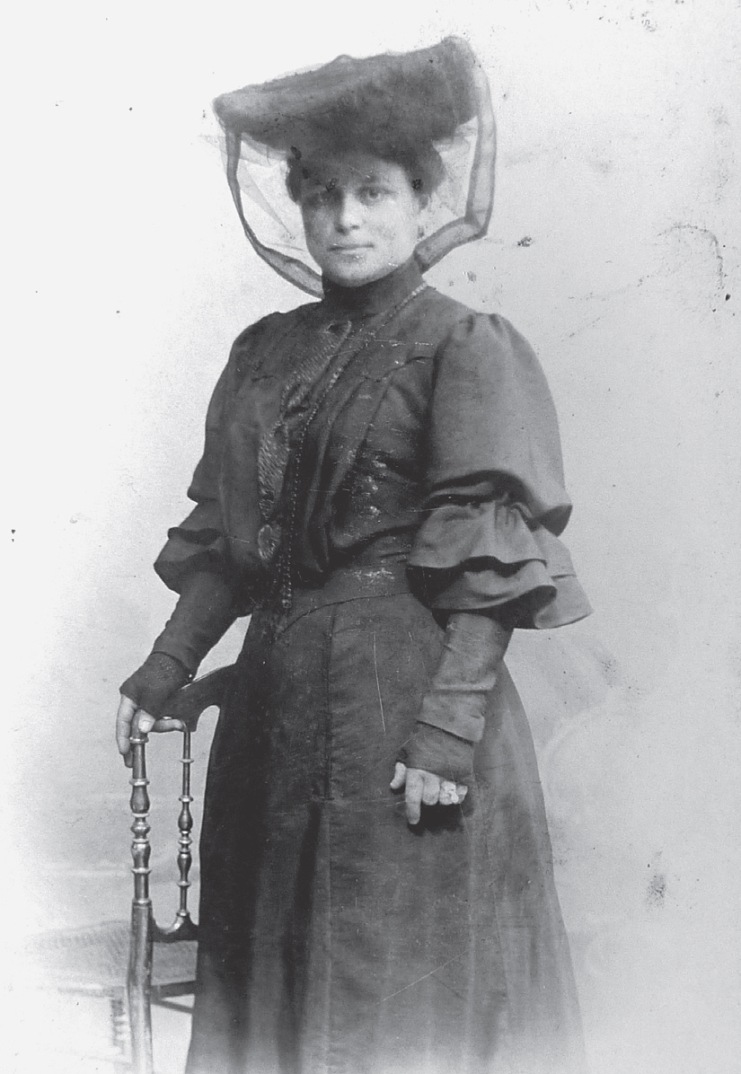 Sophie Gerlich, geb. Stempfle, um 1920
