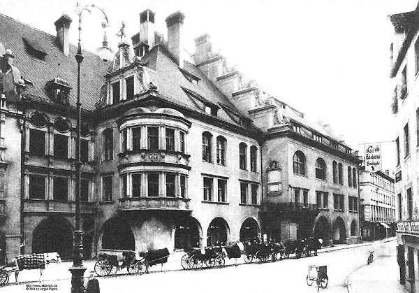 München 1902 - Blick auf das Hofbräuhaus